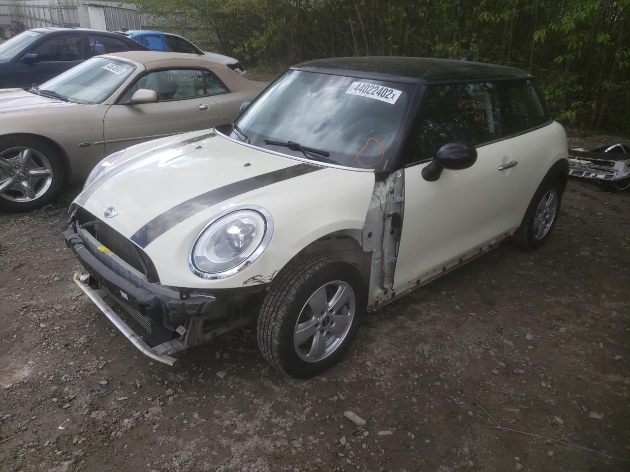 Photo 2 from auction – 2015 MINI COOPER with VIN WMWXM5C50F3A57992
