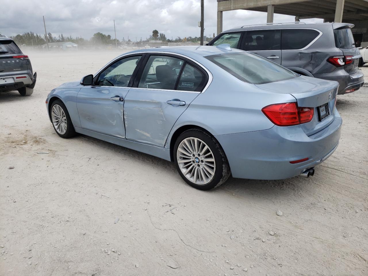 Photo 3 from auction – 2012 BMW 328 I SULE with VIN WBA3C1C53CA696947