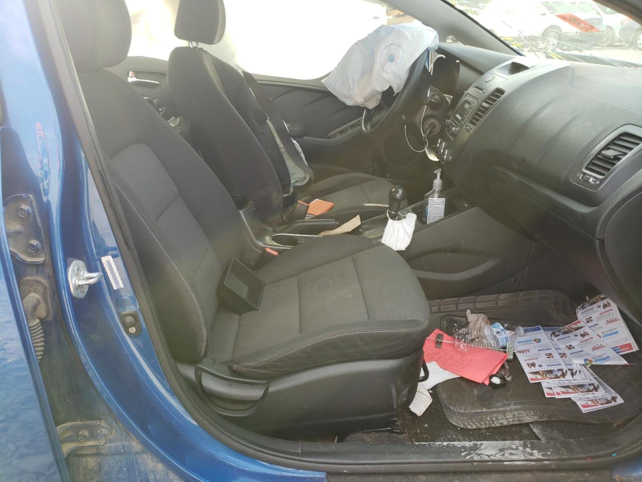 Photo 5 from auction – 2014 KIA FORTE LX with VIN KNAFX4A64E5205392