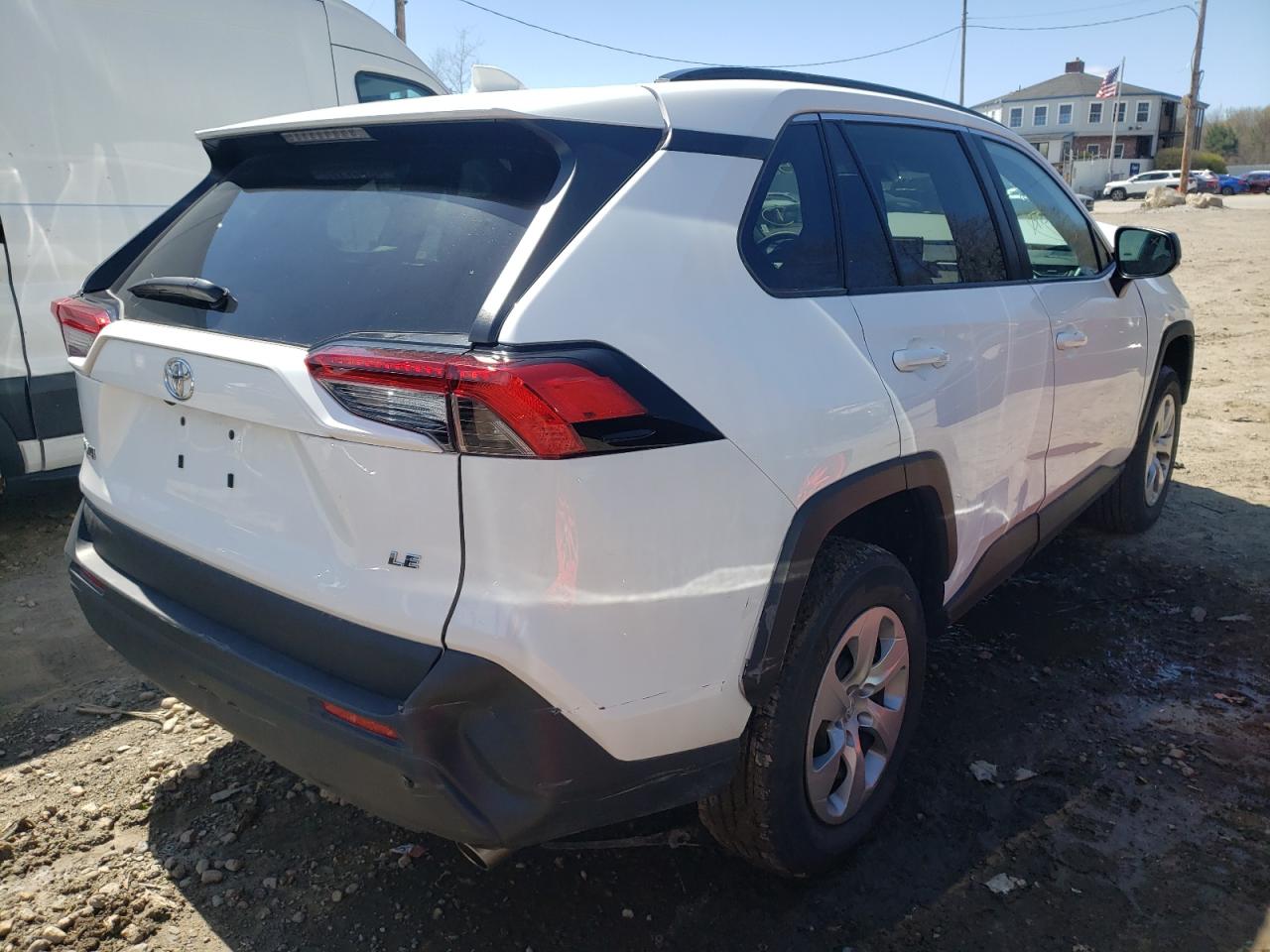 Photo 4 from auction – 2021 TOYOTA RAV4 LE with VIN 2T3H1RFV9MW151251