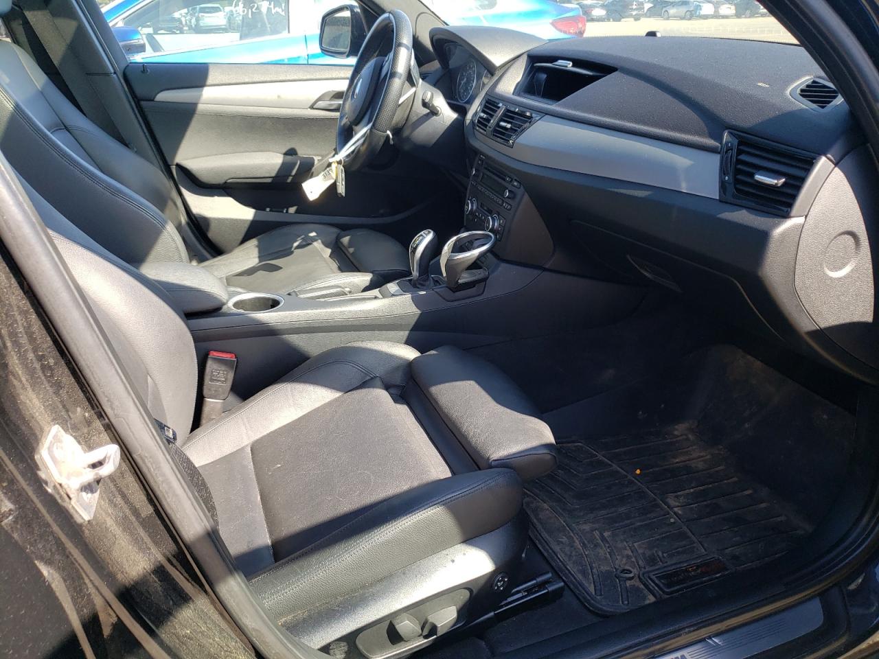 Photo 19 from auction – 2013 BMW X1 XDRIVE2 with VIN WBAVL1C54DVR91249