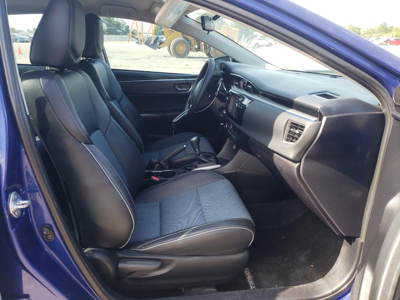 Photo 5 from auction – 2014 TOYOTA COROLLA L with VIN 2T1BURHE4EC167458