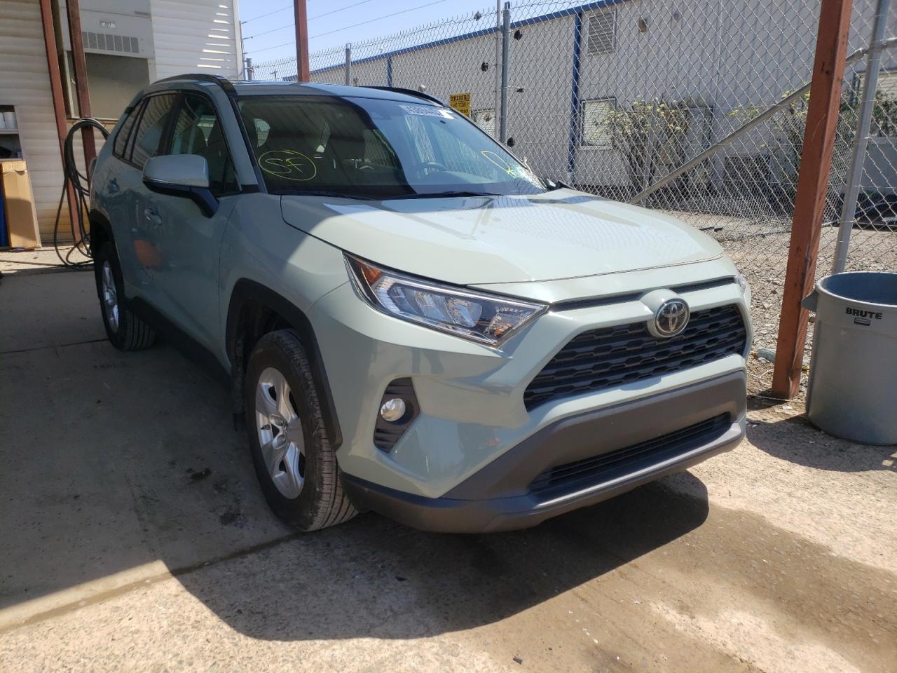 Photo 1 from auction – 2019 TOYOTA RAV4 XLE with VIN 2T3P1RFV0KC054336