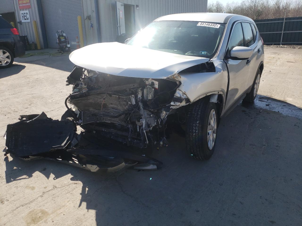 Photo 12 from auction – 2017 NISSAN ROGUE S with VIN KNMAT2MV7HP618187
