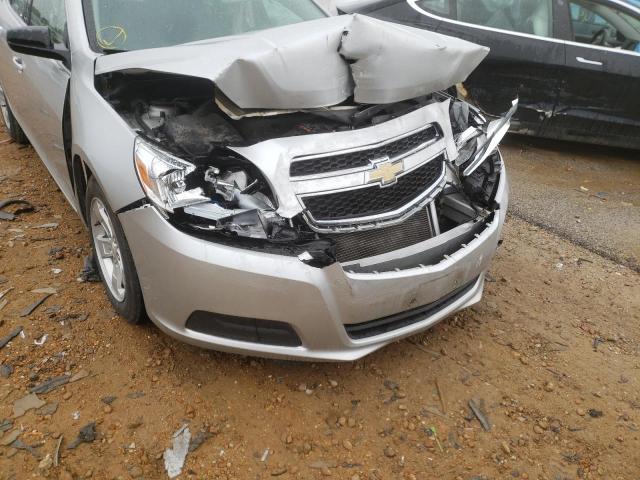 Zdjęcie 9 z aukcji – 2013 CHEVROLET MALIBU LS z VIN 1G11B5SA2DF197329