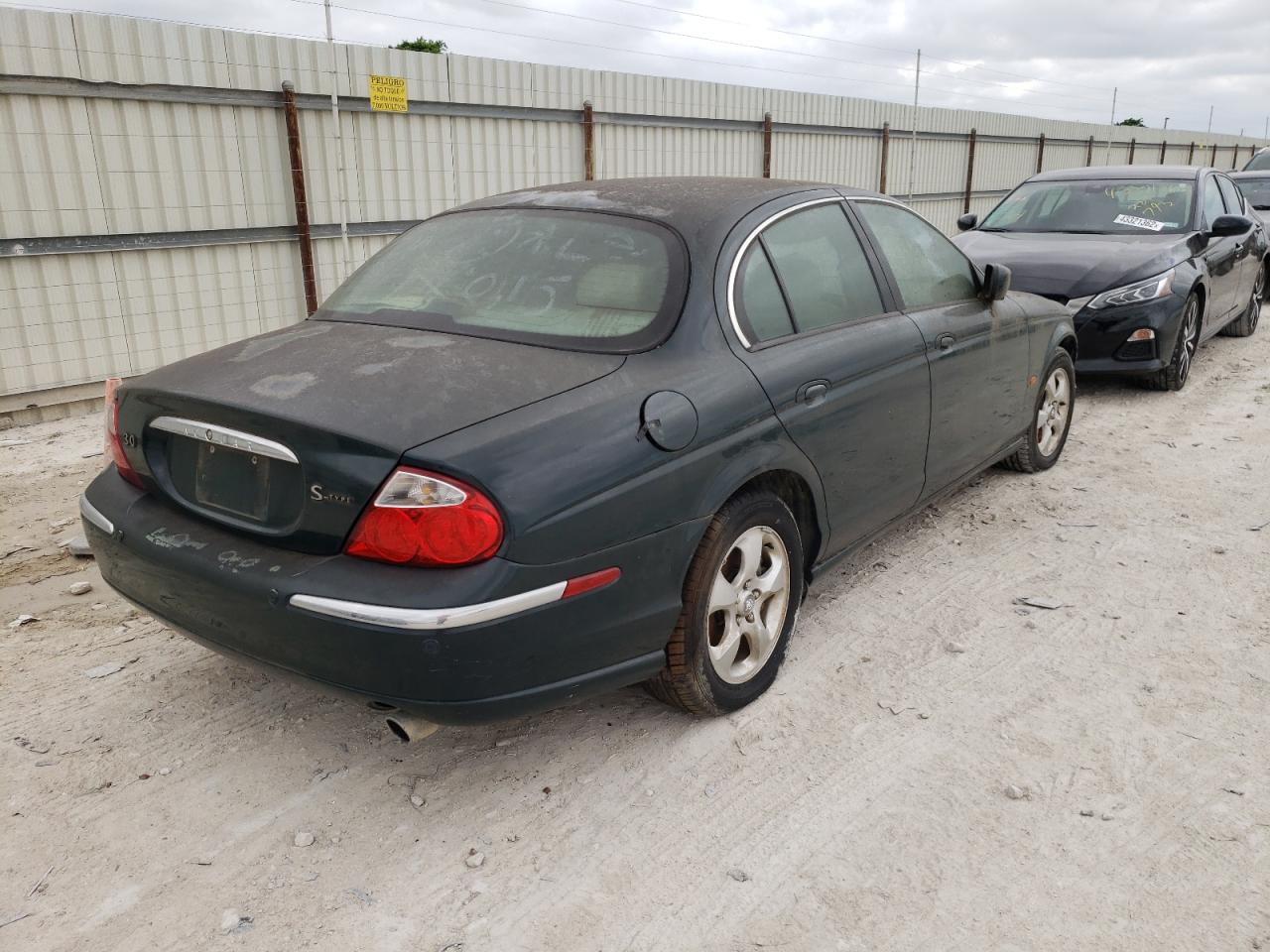 Photo 4 from auction – 2002 JAGUAR S-TYPE with VIN SAJDA01N42FM27871