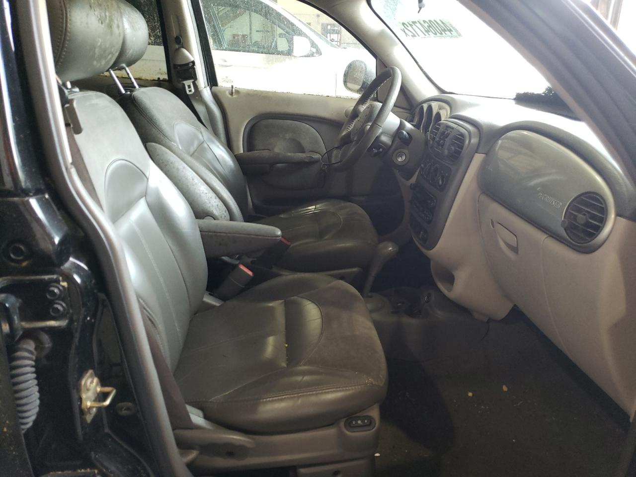 Foto 5 de la subasta – 2002 CHRYSLER PT CRUISER con VIN 3C8FY68B42T228759