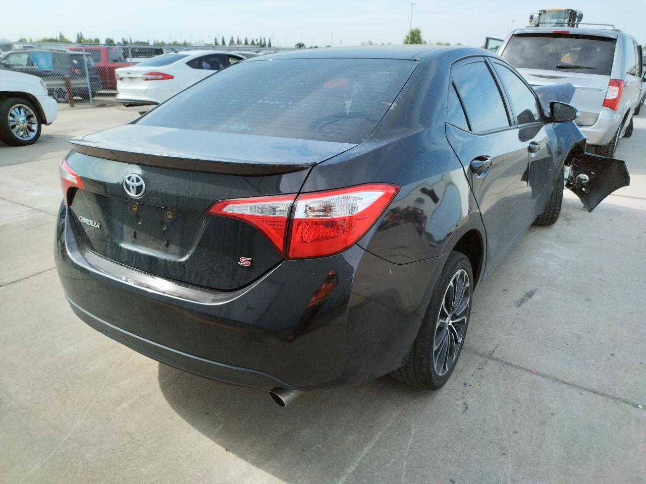 Photo 4 from auction – 2014 TOYOTA COROLLA L with VIN 2T1BURHE3EC065648