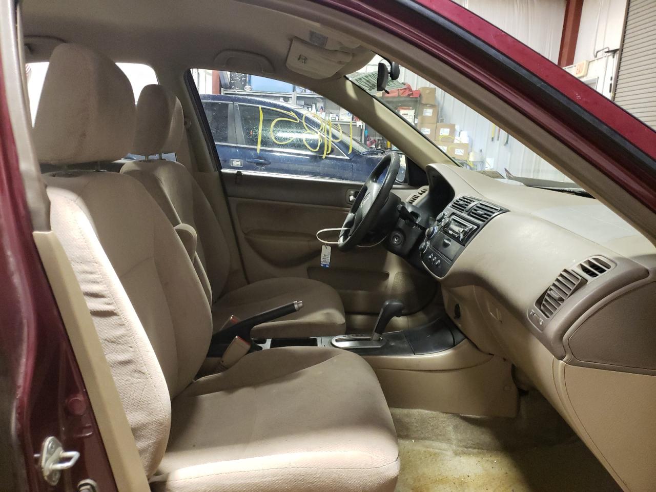 Photo 5 from auction – 2002 HONDA CIVIC LX with VIN 2HGES16532H505507
