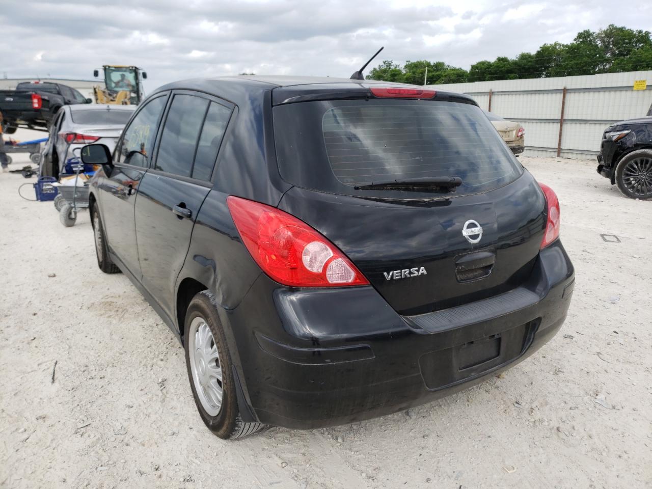Photo 3 from auction – 2010 NISSAN VERSA S with VIN 3N1BC1CP9AL436223