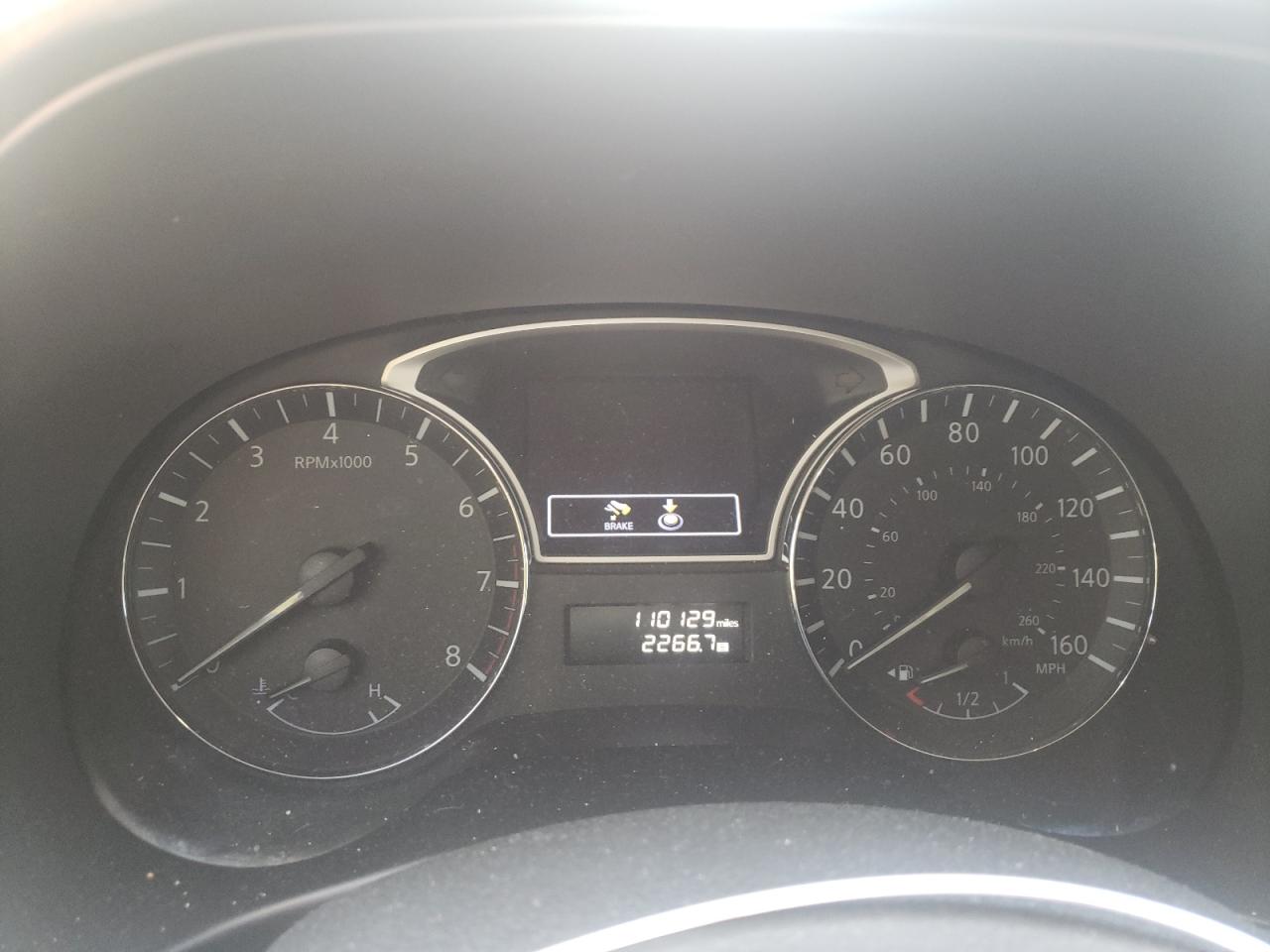 Photo 8 from auction – 2014 NISSAN PATHFINDER with VIN 5N1AR2MM8EC729237