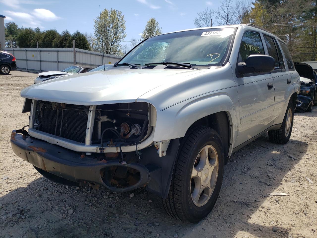 Photo 2 from auction – 2008 CHEVROLET TRAILBLAZE with VIN 1GNDT13S082219821