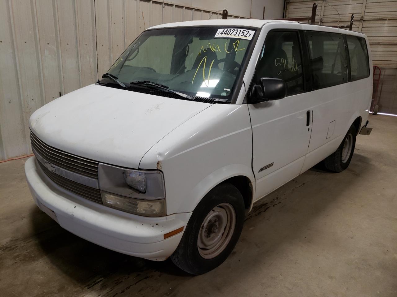 Photo 2 from auction – 1998 CHEVROLET ASTRO with VIN 1GNDM19W3WB188889