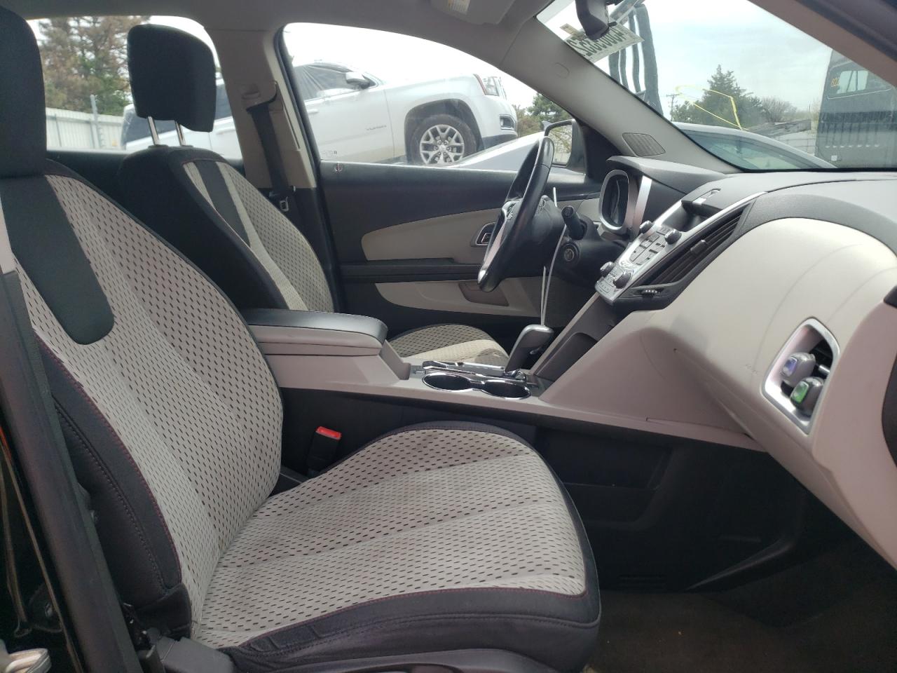 Photo 5 from auction – 2010 CHEVROLET EQUINOX LS with VIN 2CNALBEW1A6413361