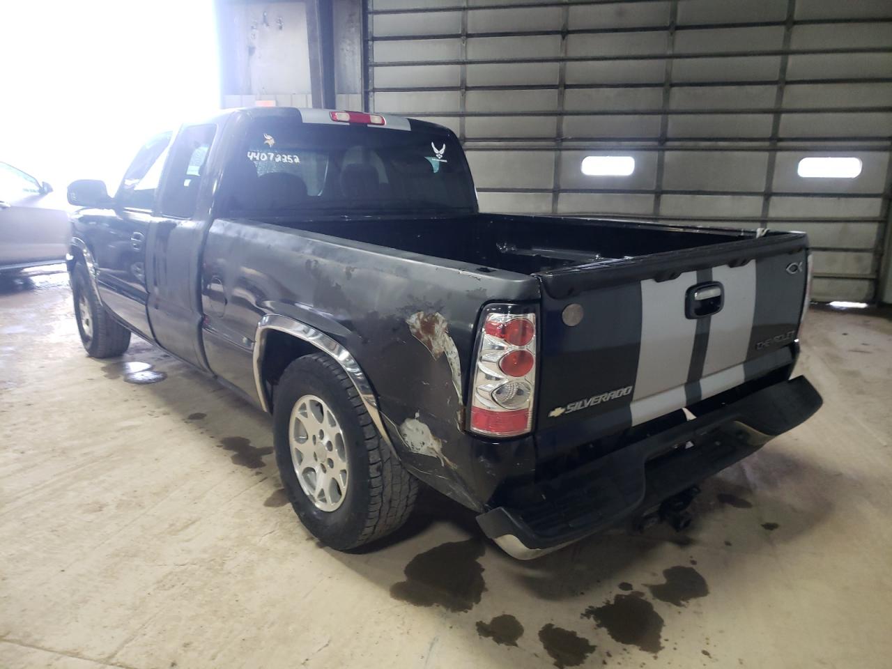 Photo 3 from auction – 2005 CHEVROLET SILVERADO with VIN 2GCEC19N751357835