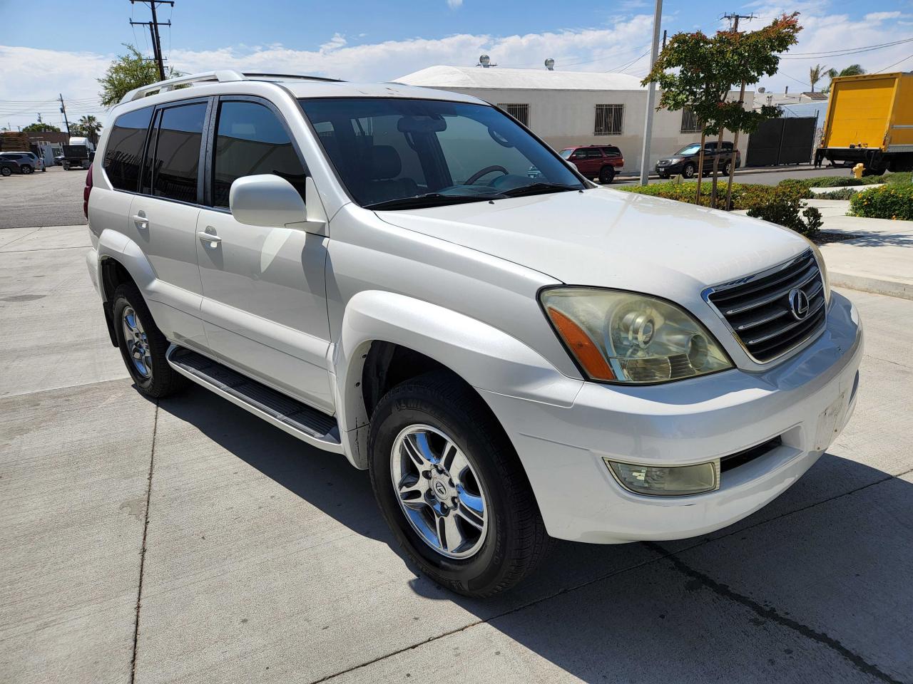 LEXUS GX 470 2006 with VIN JTJBT20X760113636 - Photo from auction
