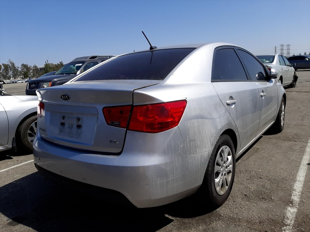 Photo 4 from auction – 2010 KIA FORTE EX with VIN KNAFU4A25A5260546