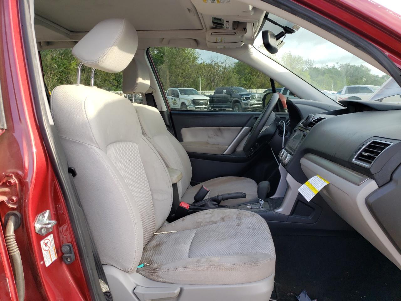Photo 5 from auction – 2016 SUBARU FORESTER 2 with VIN JF2SJADC3GH413219