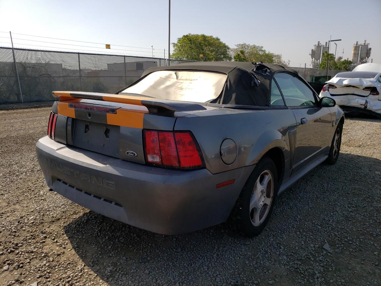 Photo 4 from auction – 2004 FORD MUSTANG with VIN 1FAFP44624F199816