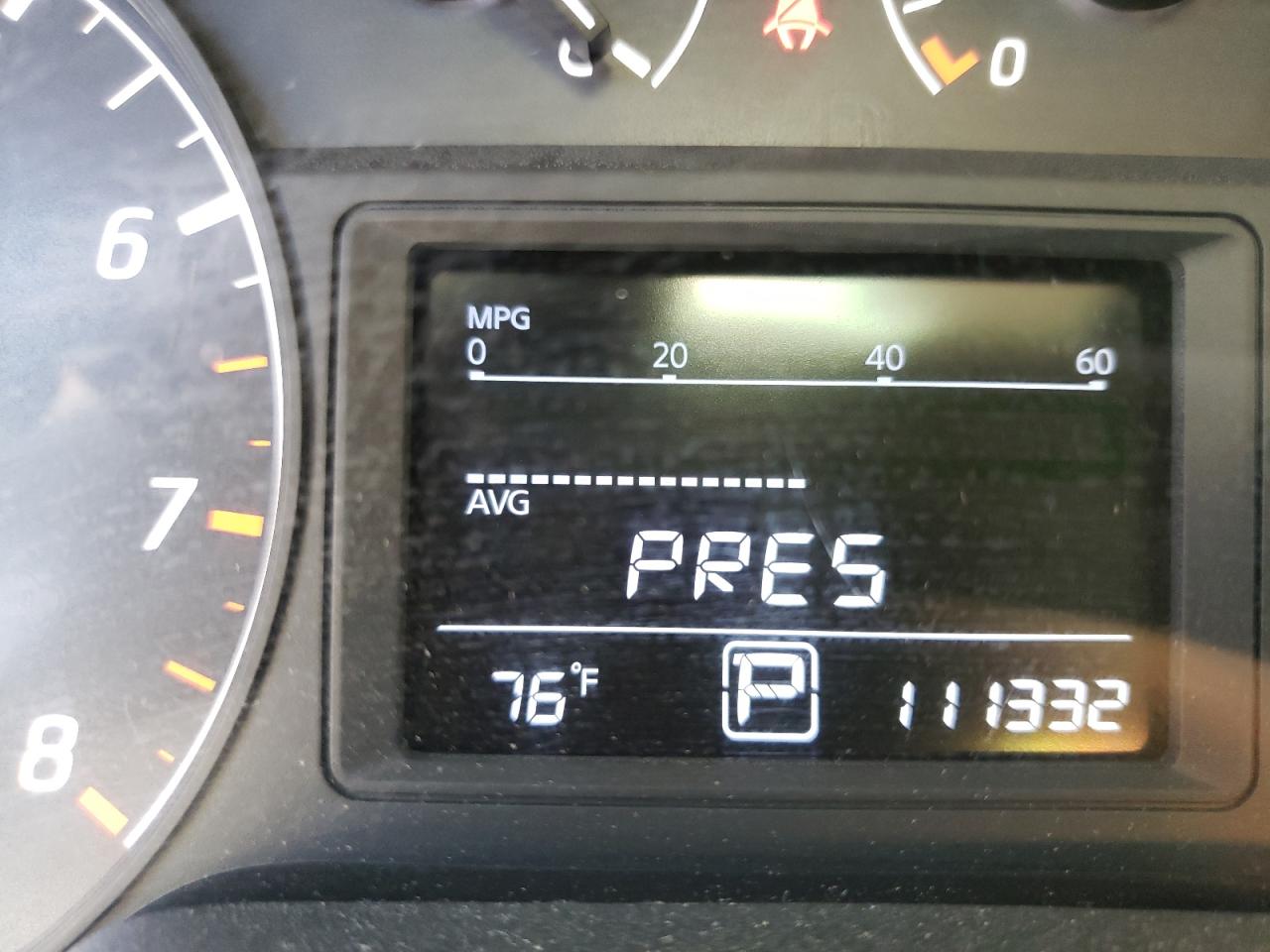 Photo 8 from auction – 2014 NISSAN SENTRA S with VIN 3N1AB7AP1EY269238