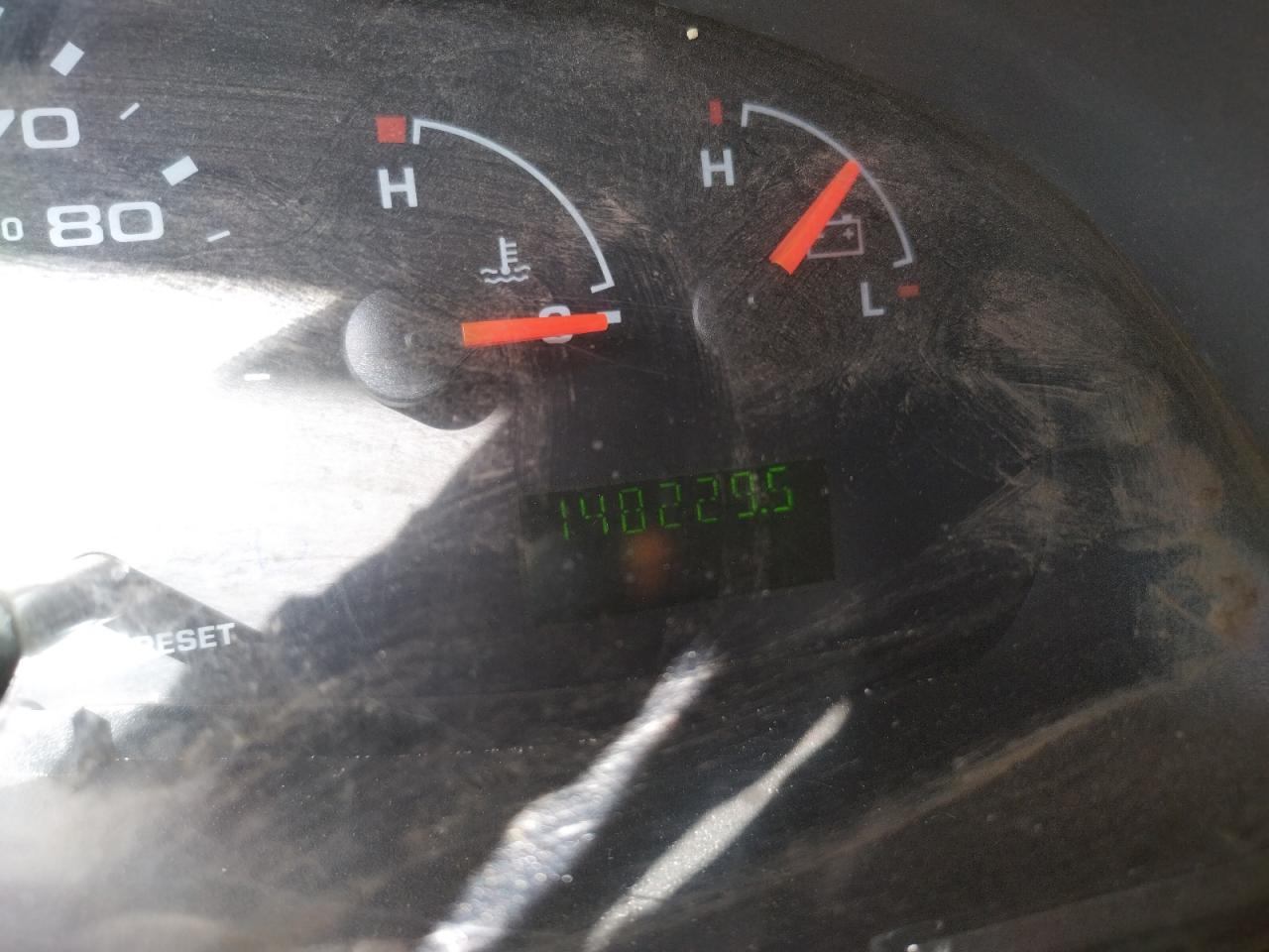 Photo 8 from auction – 2005 FORD E350 SUPER with VIN 1FTSS34L75HB32349