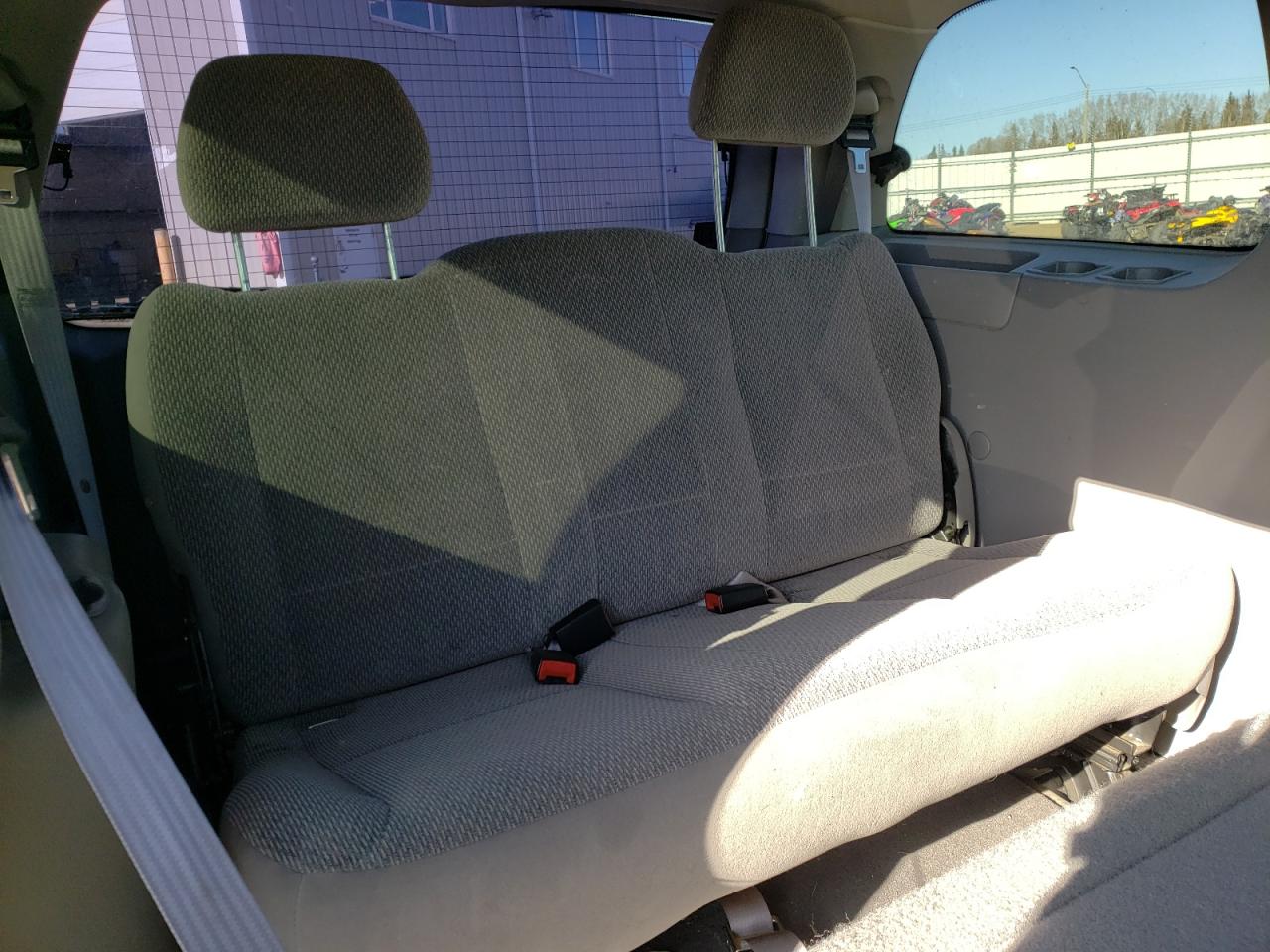 Photo 9 from auction – 2003 FORD WINDSTAR L with VIN 2FMZA55463BA78973