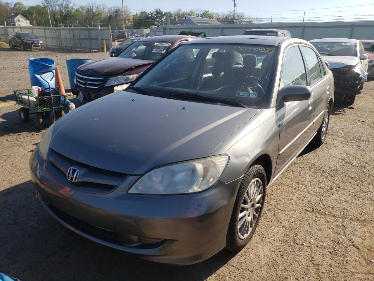 Photo 2 from auction – 2005 HONDA CIVIC EX with VIN 2HGES26725H613998