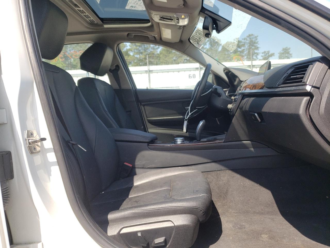 Photo 5 from auction – 2015 BMW 328 XI SUL with VIN WBA3B5C59FF961677