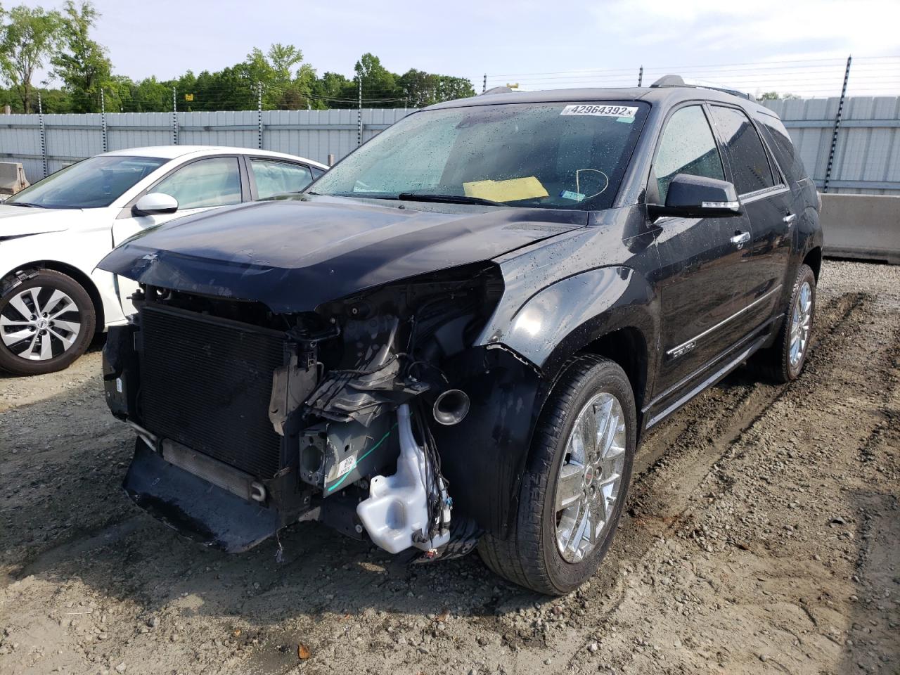 Photo 2 from auction – 2014 GMC ACADIA DEN with VIN 1GKKRTKD8EJ225059