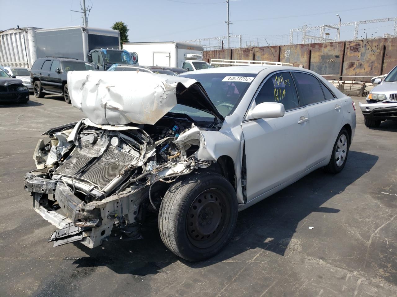 Photo 2 from auction – 2007 TOYOTA CAMRY CE with VIN 4T1BE46K47U085577