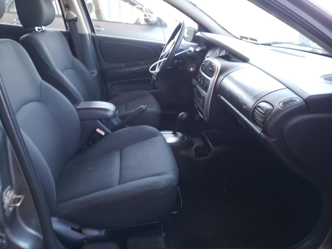 Photo 5 from auction – 2005 DODGE NEON SXT with VIN 1B3ES56C85D283814