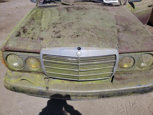 Photo 2 from auction – 1983 MERCEDES-BENZ 240D with VIN WDBAB23A5DB382923