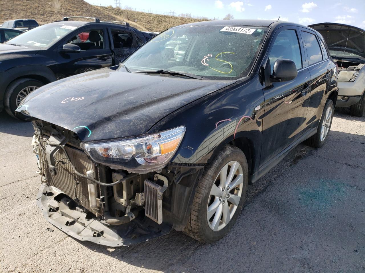 Photo 2 from auction – 2015 MITSUBISHI OUTLANDER with VIN 4A4AR4AU6FE004075