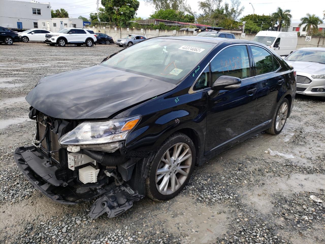 Photo 2 from auction – 2011 LEXUS HS 250H with VIN JTHBB1BAXB2045905