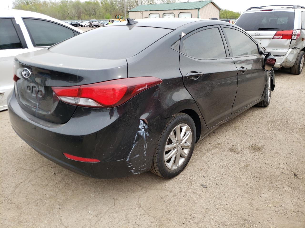 Photo 4 from auction – 2014 HYUNDAI ELANTRA SE with VIN KMHDH4AE2EU140929