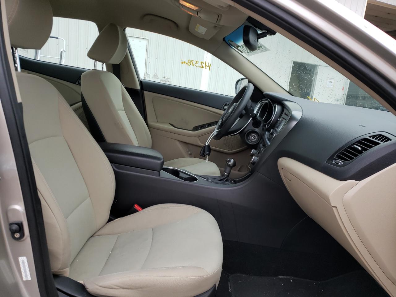 Photo 5 from auction – 2014 KIA OPTIMA LX with VIN KNAGM4A73E5479561