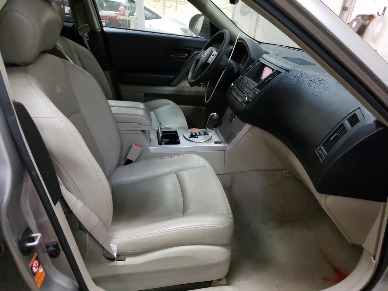 Photo 5 from auction – 2004 INFINITI FX35 with VIN JNRAS08W24X212127