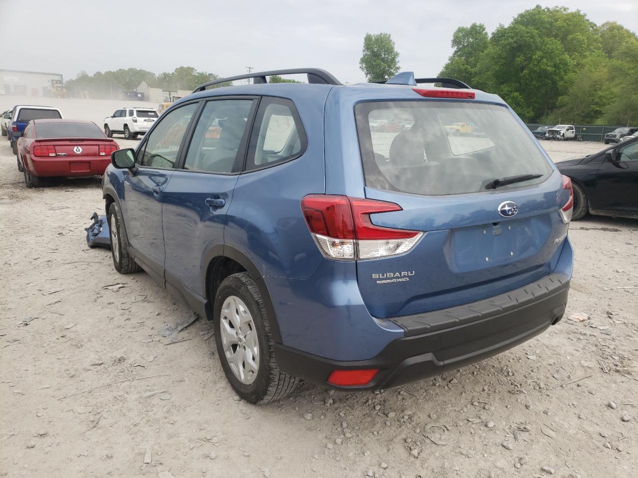 Photo 3 from auction – 2019 SUBARU FORESTER with VIN JF2SKACC4KH419795