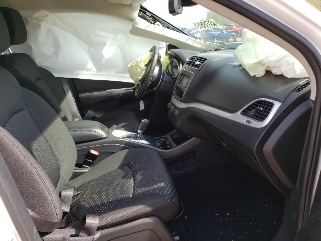 Photo 5 from auction – 2019 DODGE JOURNEY SE with VIN 3C4PDCBB1KT799084