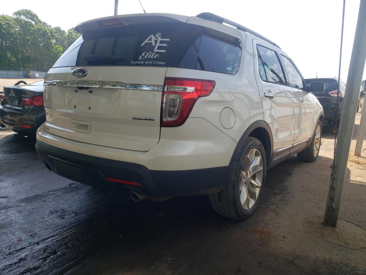 Фото 4 с аукциона – 2014 FORD EXPLORER L с VIN 1FM5K7F83EGB22447