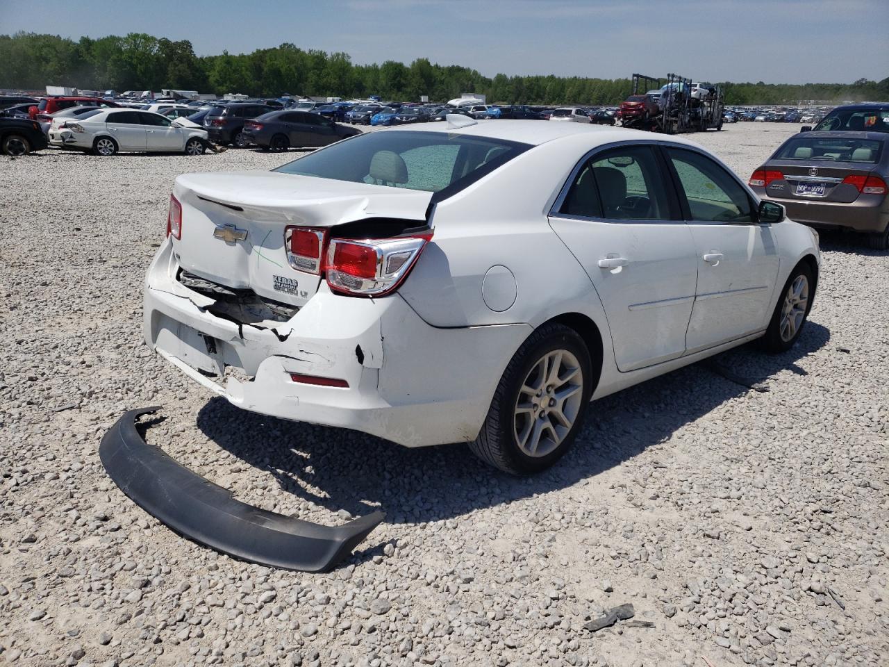 Photo 4 from auction – 2015 CHEVROLET MALIBU 1LT with VIN 1G11C5SL6FF279338