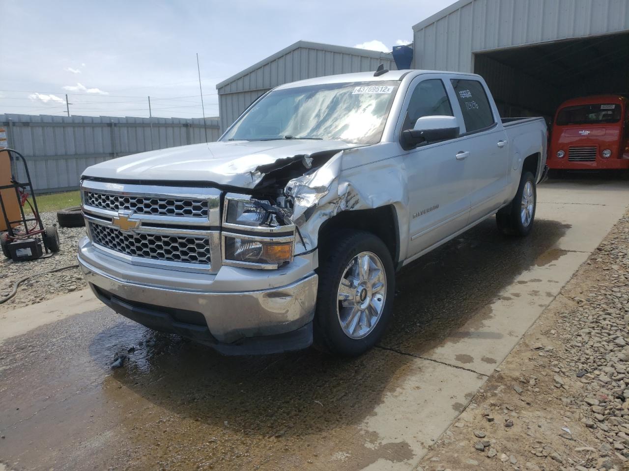 Photo 2 from auction – 2015 CHEVROLET SILVERADO with VIN 3GCPCREH6FG124836