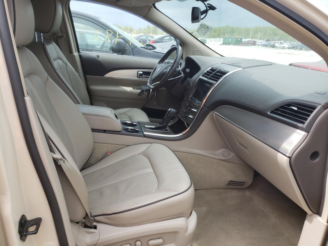 Photo 5 from auction – 2014 LINCOLN MKX with VIN 2LMDJ8JK7EBL11850