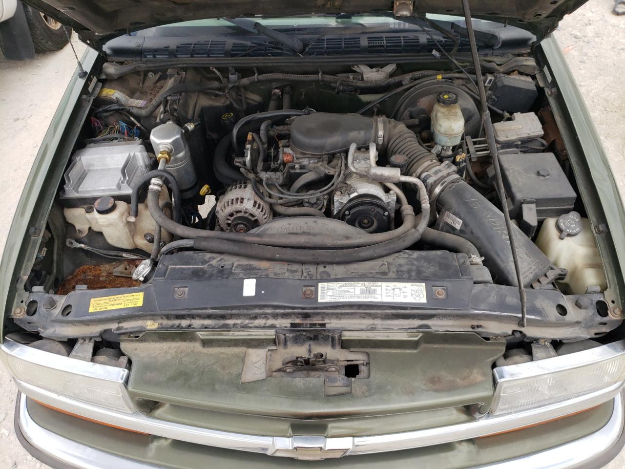 Photo 7 from auction – 2001 CHEVROLET BLAZER with VIN 1GNCS13W412177810