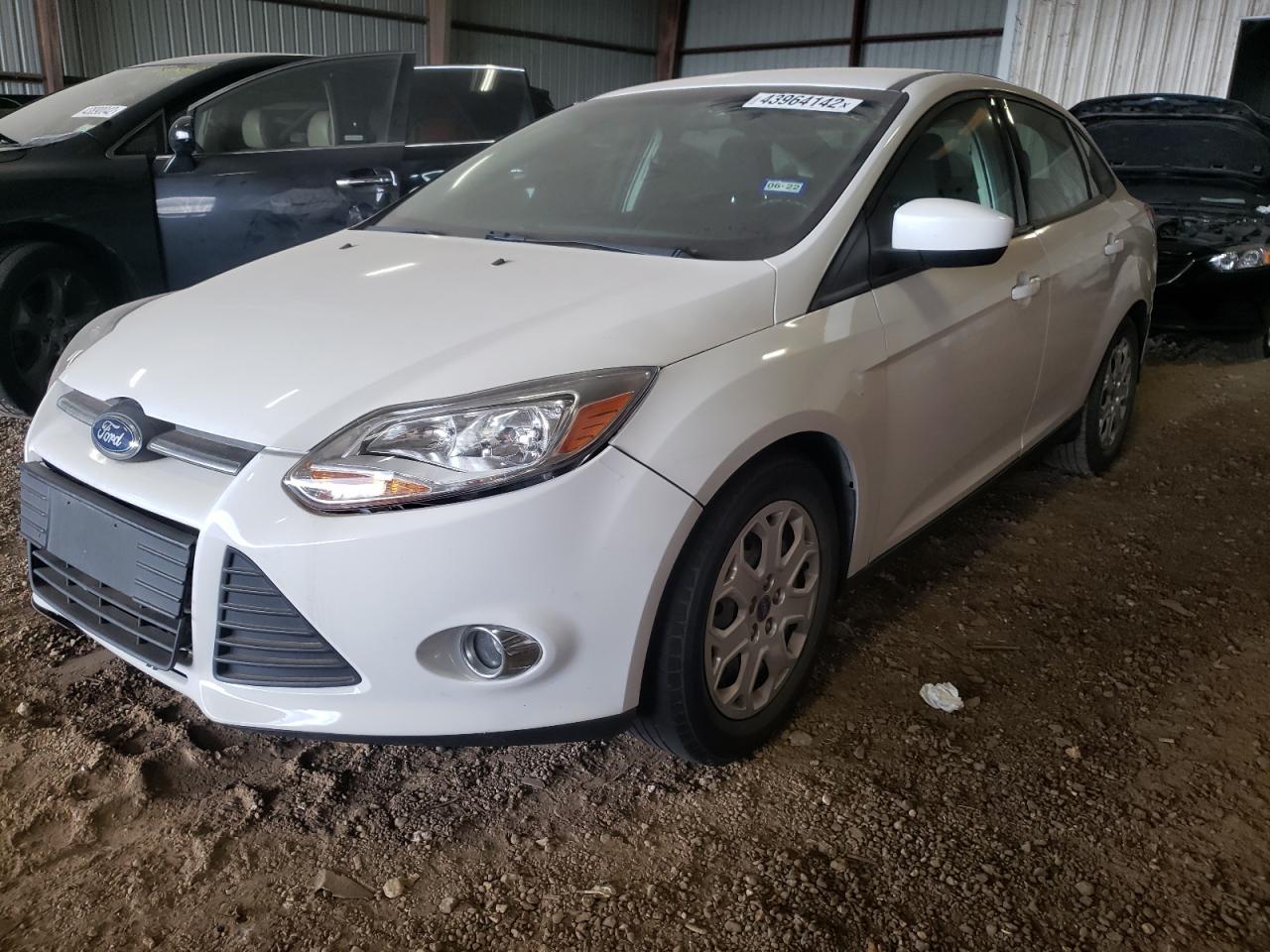 Photo 2 from auction – 2012 FORD FOCUS SE with VIN 1FAHP3F22CL174301