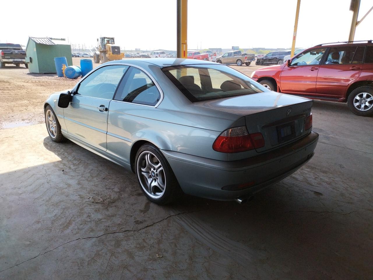 Photo 3 from auction – 2004 BMW 330 CI with VIN WBABD53464PL11449