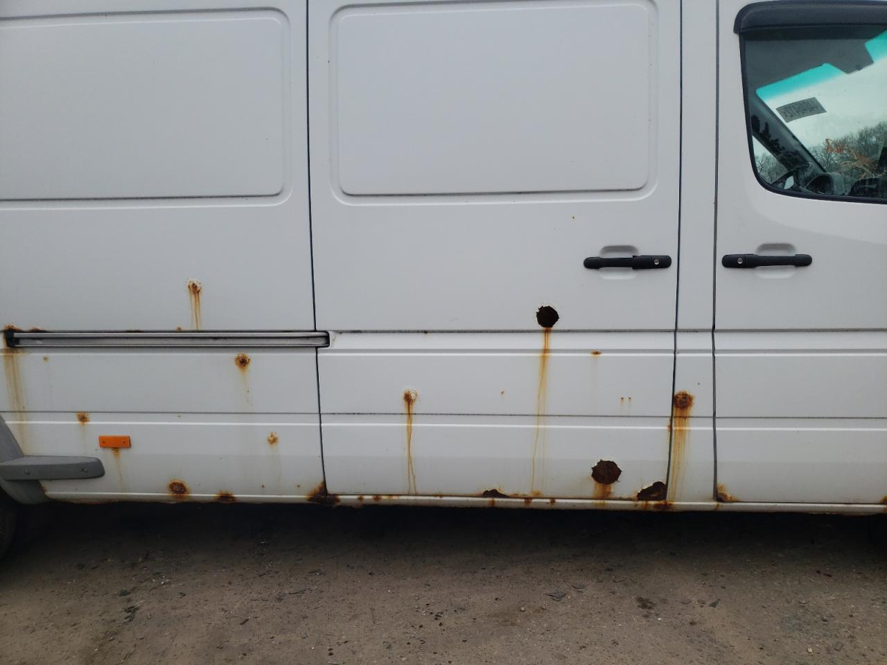 Photo 9 from auction – 2006 DODGE SPRINTER 3 with VIN WD0PD544065943358