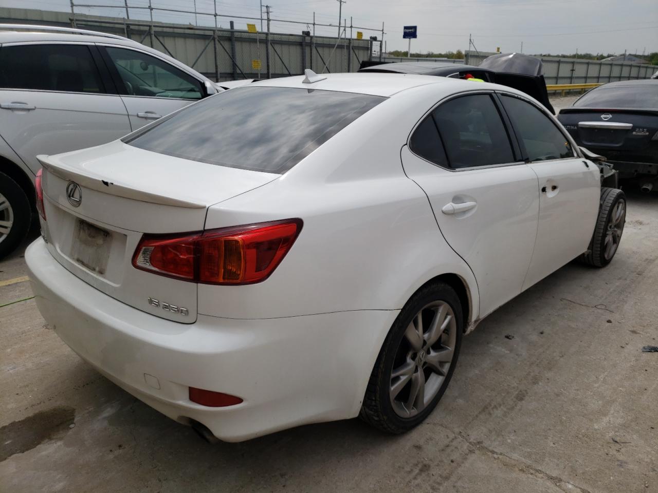 Photo 4 from auction – 2009 LEXUS IS 250 with VIN JTHBK262392089425