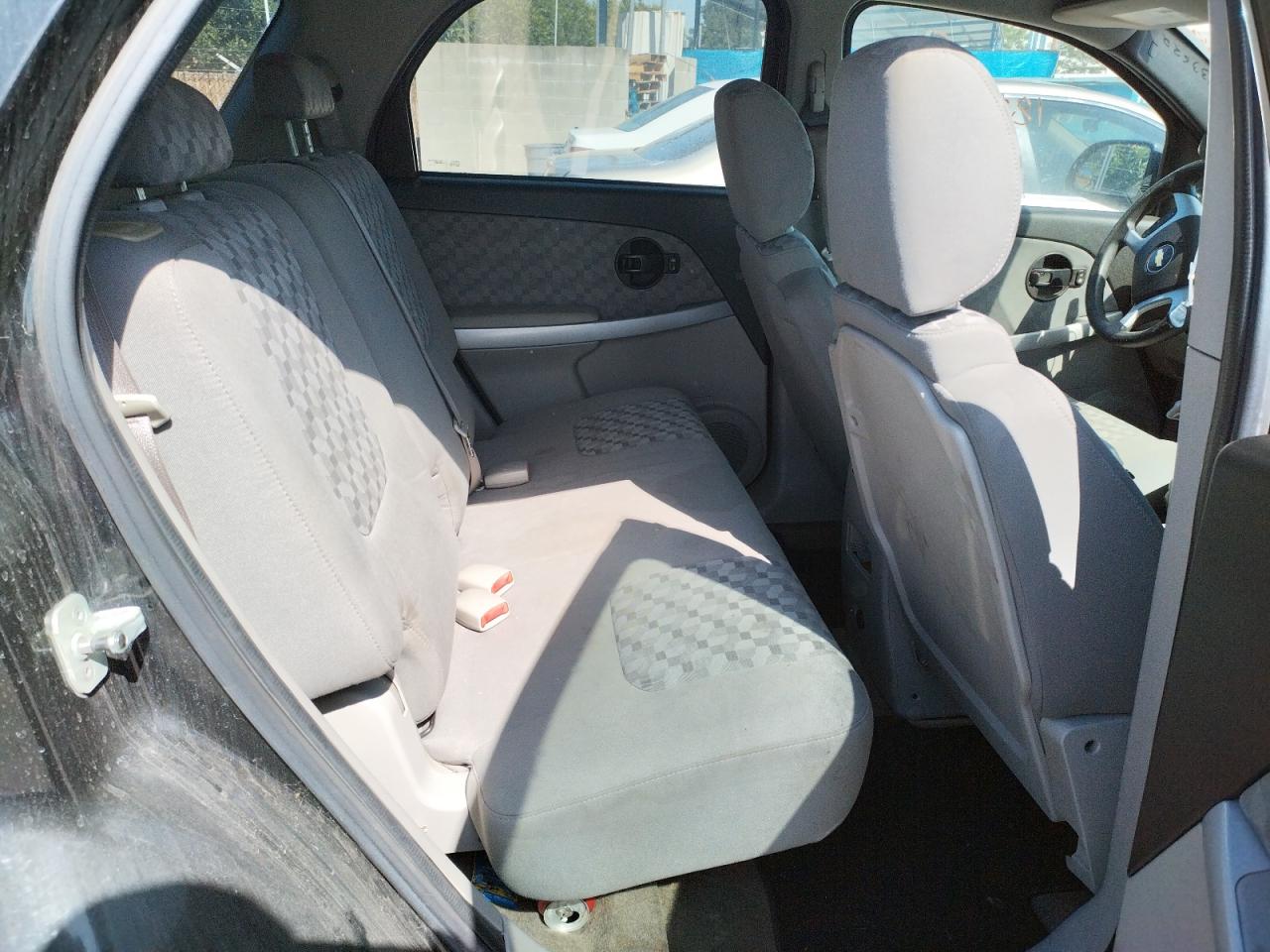 Photo 6 from auction – 2007 CHEVROLET EQUINOX LS with VIN 2CNDL13F776071000