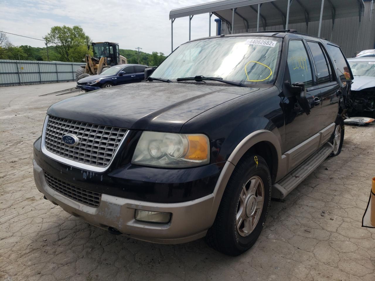 Photo 2 from auction – 2004 FORD EXPEDITION with VIN 1FMFU18LX4LA39942